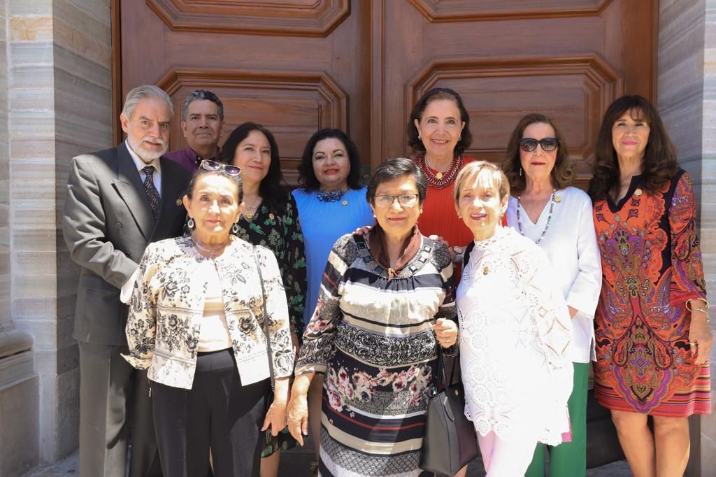 ninas en la ciencia 01