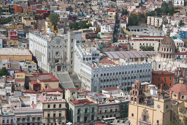 60-aniversario-edificio-central-universidad-guanajuato-ug
