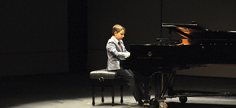 concurso-piano-jovenes-interpretes-ug-ugto