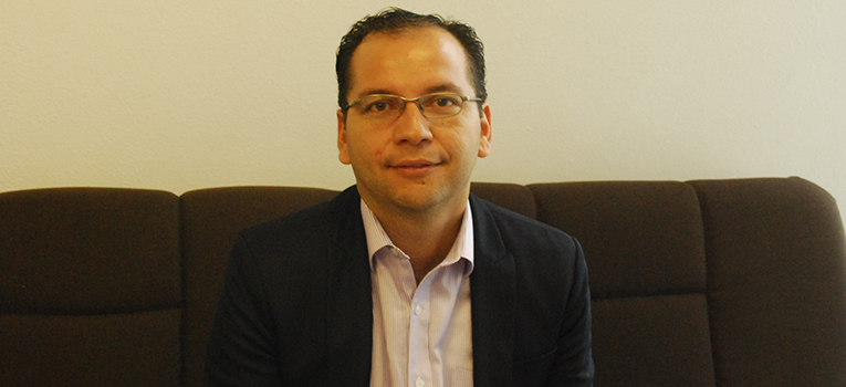 ramon-castaneda-priego-seminario-fisica-francia-universidad-guanajuato-ug-ugto