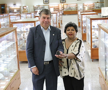 meteorito-allende-una-ventana-al-origen-del-universo-