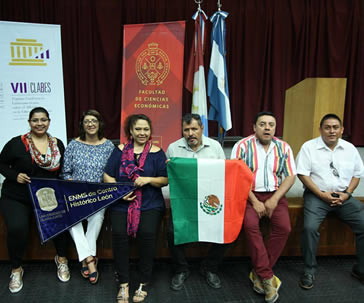 presentan-ponencia-profesores-de-nivel-medio-superior-ug-ugto-