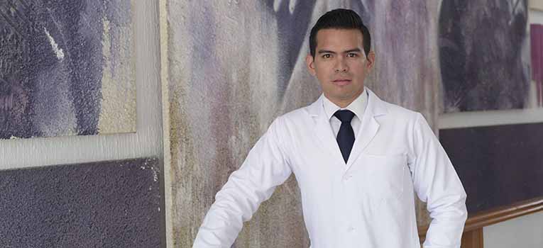 Médico residente diseña una aplicación móvil en beneficio a pacientes con lesión renal aguda | Universidad de Guanajuato (UG,UGTO) medico-residente-disea-aplicacion-movil-en-beneficio-pacientes-con-lesion-renal-aguda