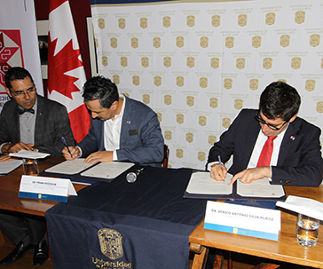ug-firma-convenio-de-colaboracion-con-universidad-capilano-de-canada-