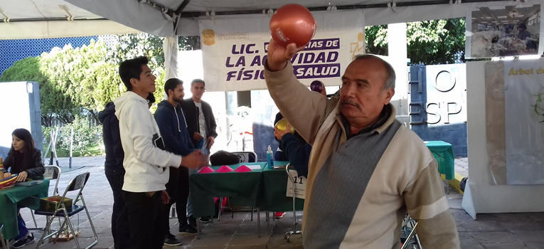 feria-salud-gente-grande-universidad-guanajuato-ug-ugto