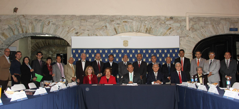 egresados-identidad-universidad-guanajuato-ug-ugto