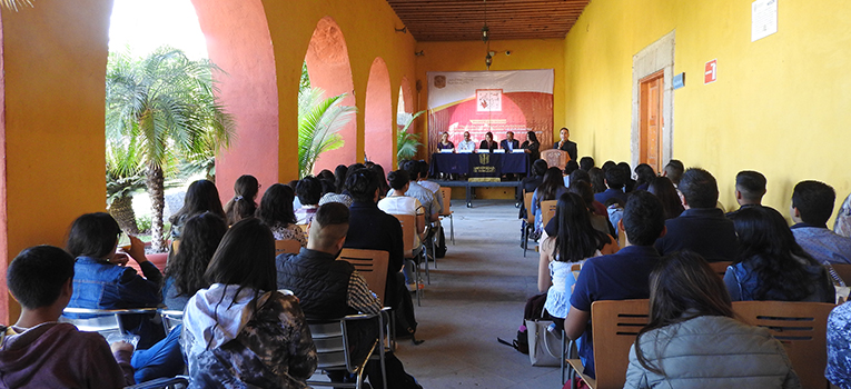 coloquio-trabajos-investigacion