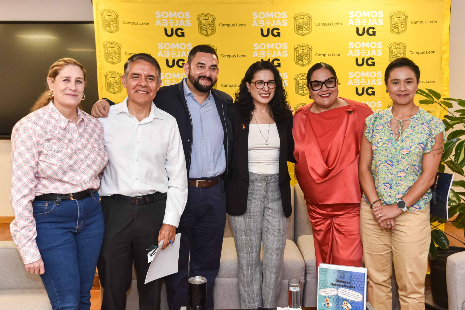 dialogos universitario 1