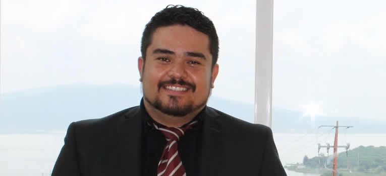 con-innovacion-opto-digital-obtiene-grado-de-doctor-ug-ugto