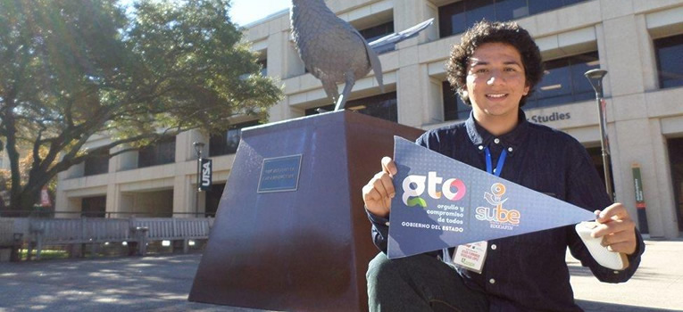 Estudiante del Nivel Medio Superior expone proyecto a nivel internacional | Universidad de Guanajuato (UG) rumbo-japon-2015-universidad-guanajuato-ug