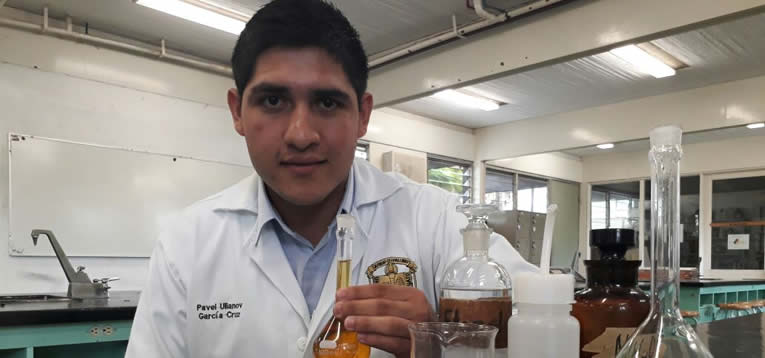 alumno-ug-conjunta-sus-dos-pasiones-quimica-y-japones-ugto