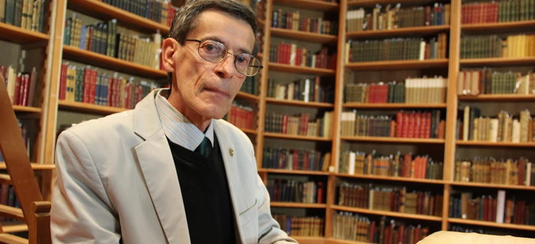 biblioteca-armando-olivares-universidad-guanajuato-ug-ugto