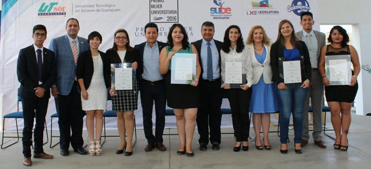 estudiantes-ug-obtienen-premio-mujer-universitaria-universidad-guanajuato-ugto