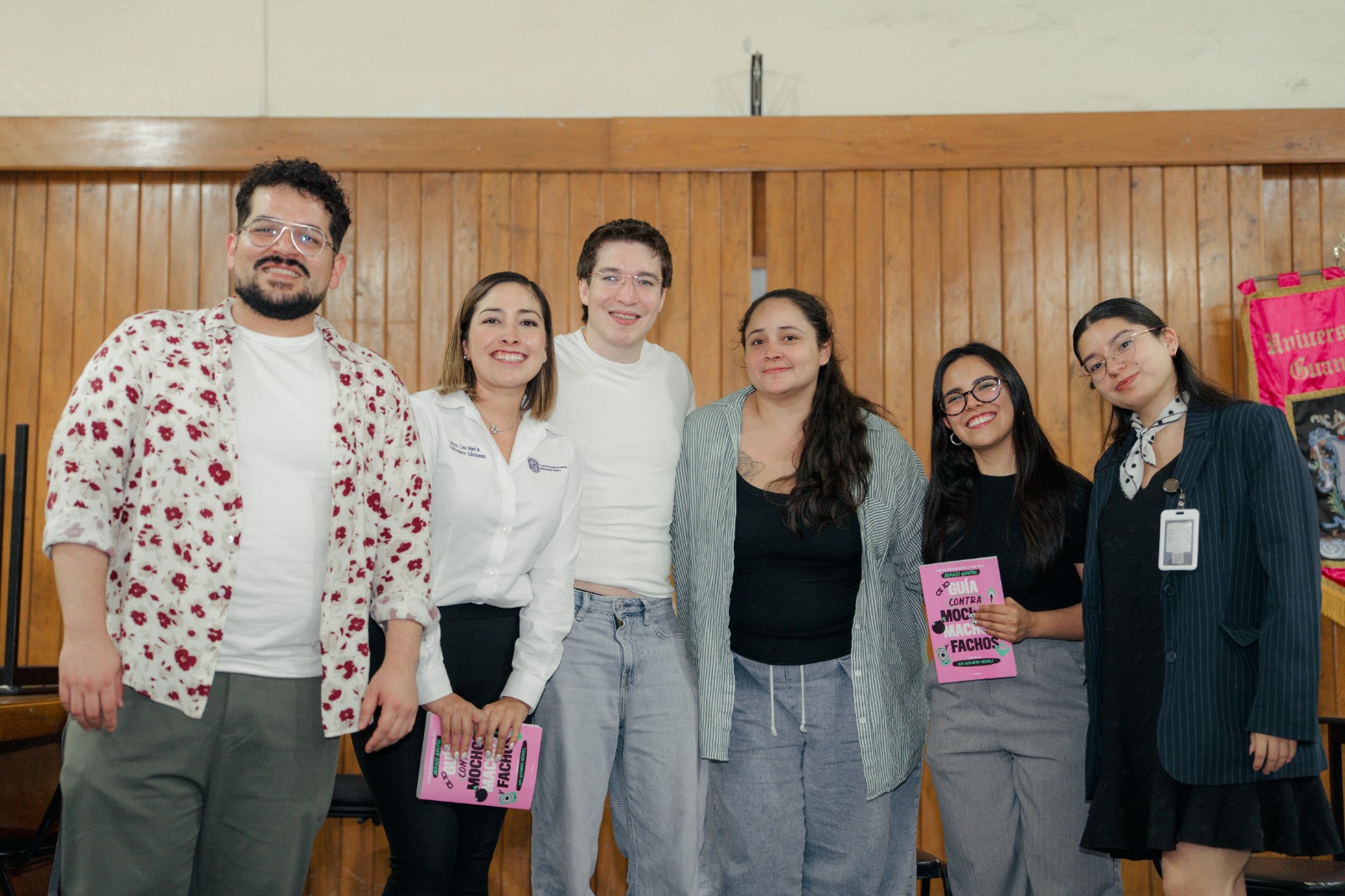 ug guia contra mochos machos fachos