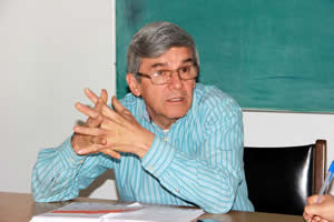 ug-debaten-sobre-avances-aplicacion-silicio