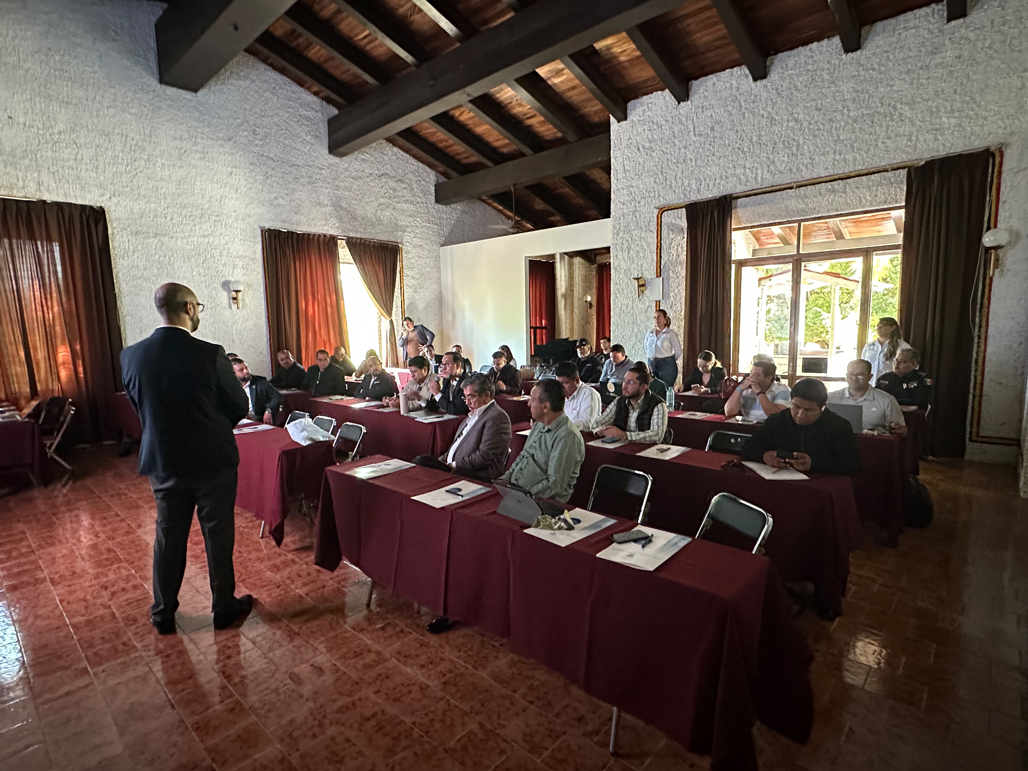 Universidad de Guanajuato participa en encuentro interuniversitario de prevención y seguridad en Guadalajara